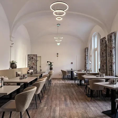 Hotel Hey! Halle - Dein Stadthotel
