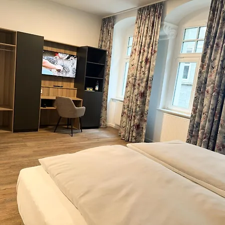 ホテル Hey! Halle - Dein Stadthotel