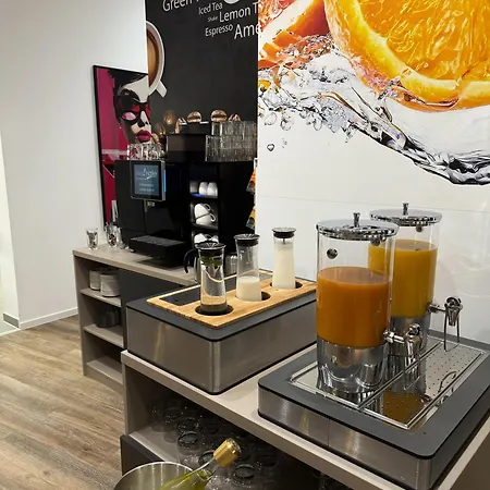 ホテル Hey! Halle - Dein Stadthotel *