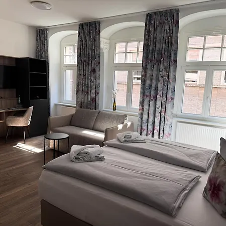 Hey! Halle - Dein Stadthotel * ハレ