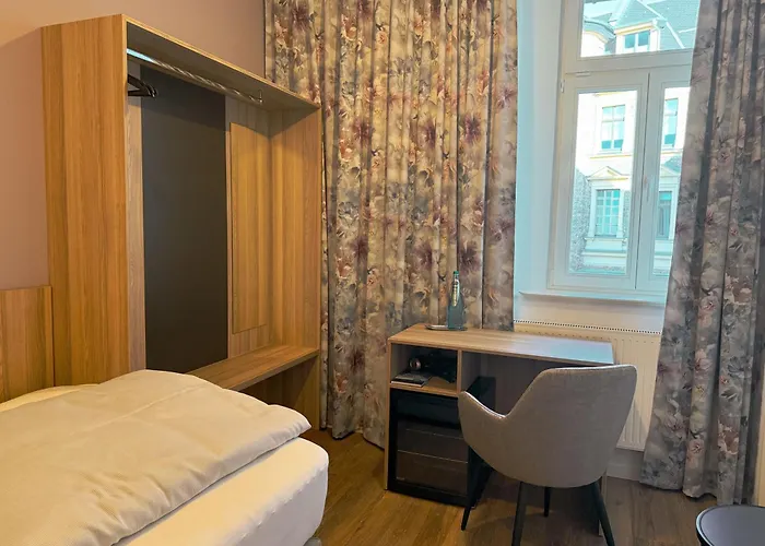 ホテル Hey! Halle - Dein Stadthotel *