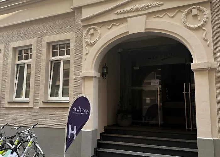 Hey! Halle - Dein Stadthotel ホテル ハレ